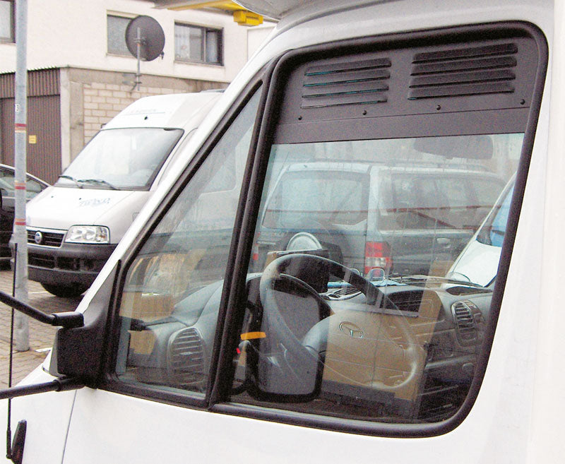 Ventilatieroosters in de cabine Ventilatieroosters: Ventilatie voor de cabinedeu