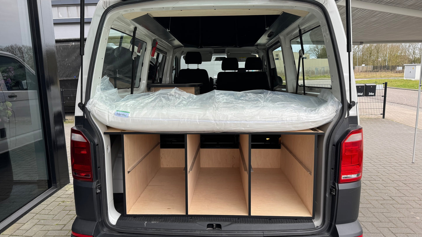 Volkswagen Transporter T6 2.0 TSI Buscamper 6 persoons 2017 Benzine