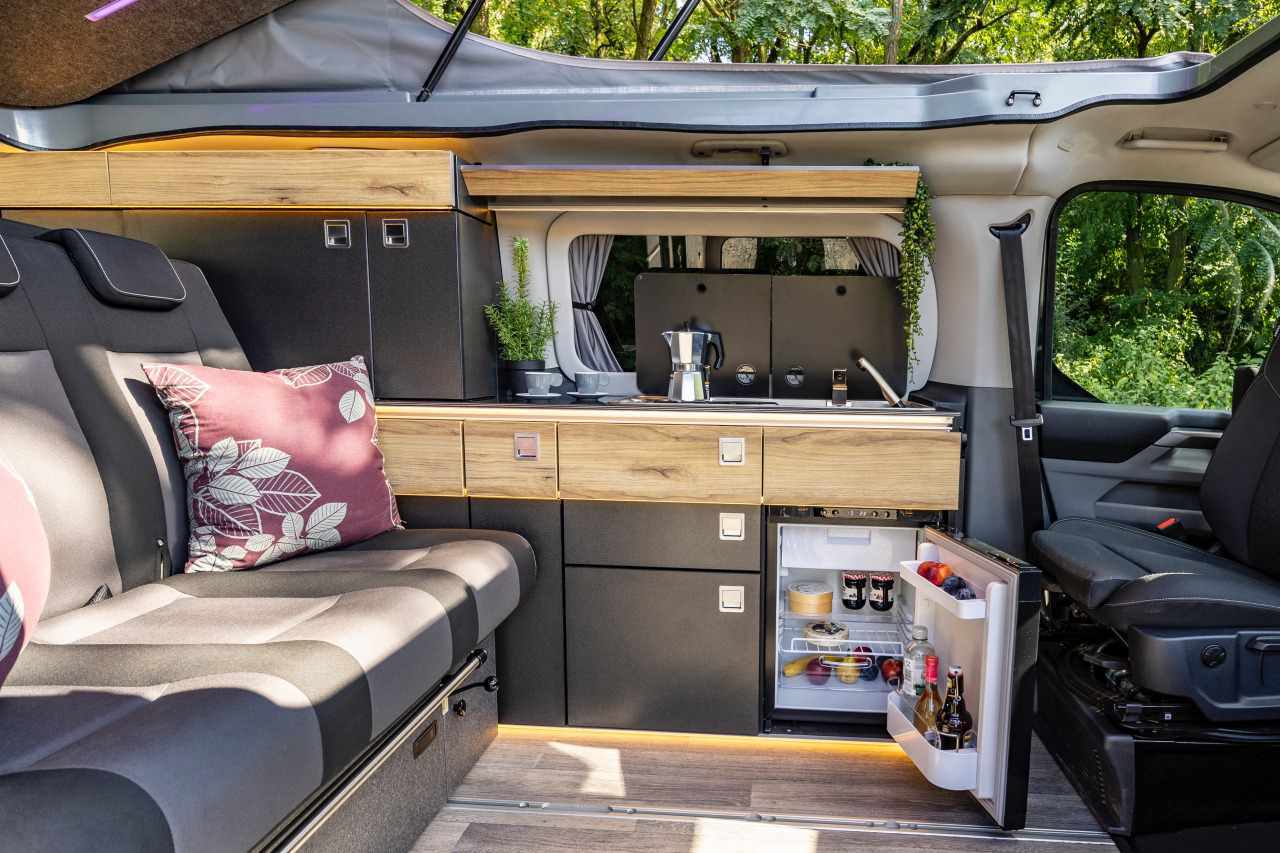 Reimo slaaphefdak Ford Tourneo / Transit Custom (2023+) &Nieuwe Volkswagen Transporter / Caravelle