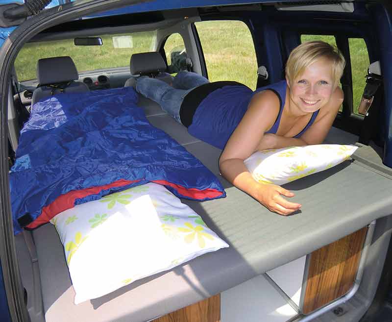 VW Caddy LR Actief uitschuifbaar lattenbodem met bekleding en bekleding