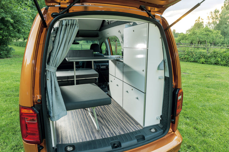 Caddy LR meubellijn inclusief koelbox, spoelbak, AGM accu en elektrisch systeem
