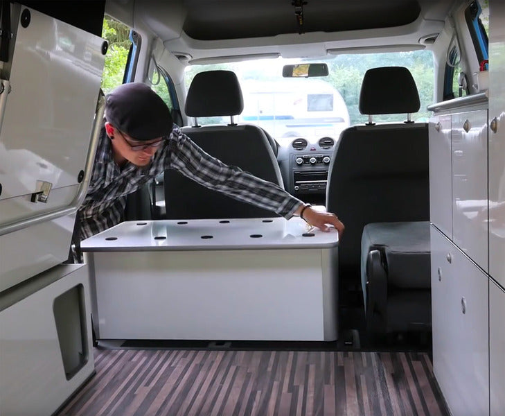 Caddy opbergbox voor meer vakantiebagage en zitbox in de woonkamer