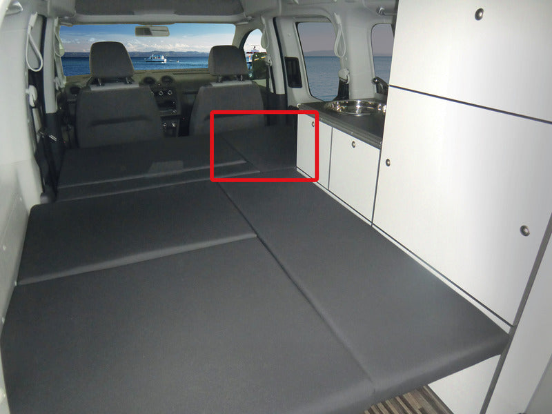 VW Caddy Camp Maxi, bekleding donkergrijs 1 stuk inclusief schuimrubber