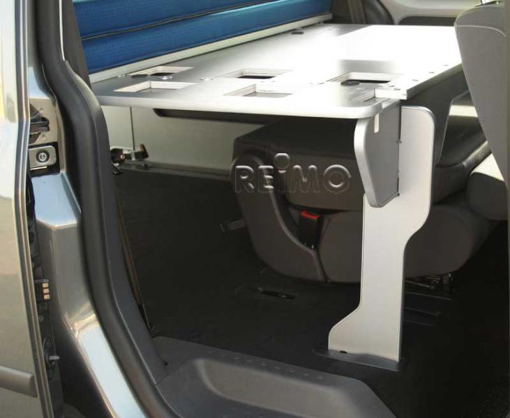 VW Caddy Maxi met bekleding + bekleding 200 x 133 cm met bekleding + bekleding