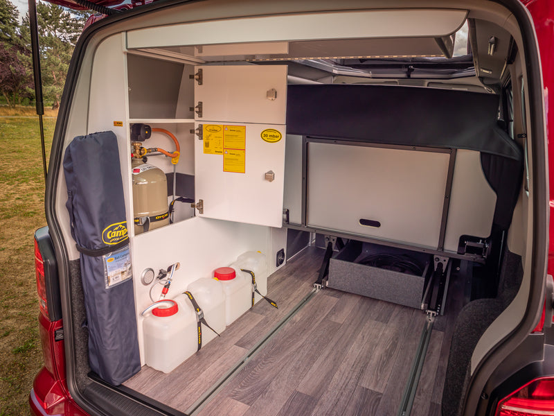 Meubellijn TrioStyle voor VW T6/5 korte wielbasis afgewerkt zonder technische on