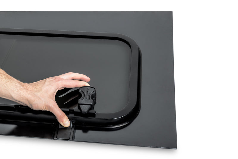 Schuifraam linksachter, Vito vanaf 2015, 1300x529, getint, voor L3