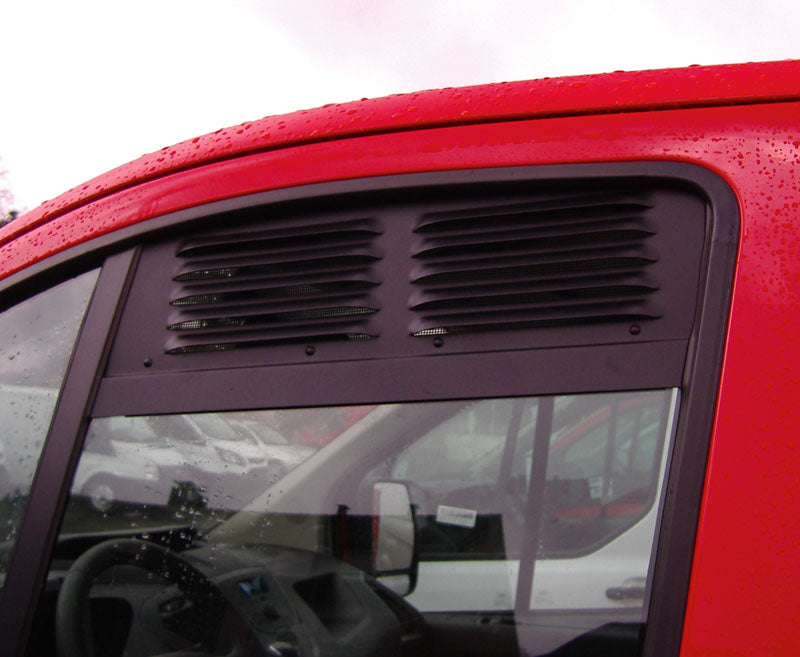 Ventilatieroosters in de cabine Ventilatieroosters: Ventilatie voor de cabinedeu