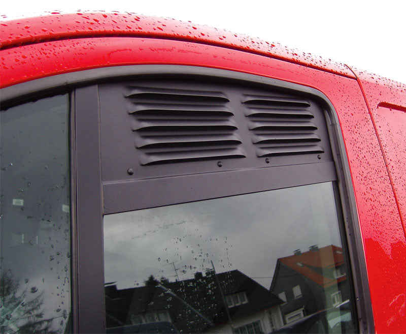 Ventilatieroosters in de cabine Ventilatieroosters: Ventilatie voor de cabinedeu