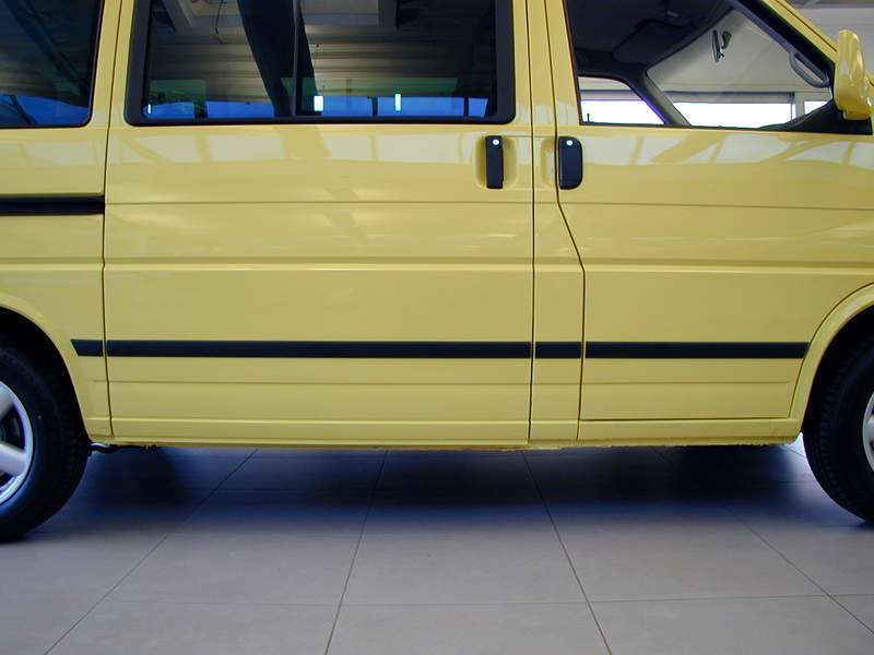 Bumperstrip VWT4 KR 6-delig uit jaar 3/96, zwart