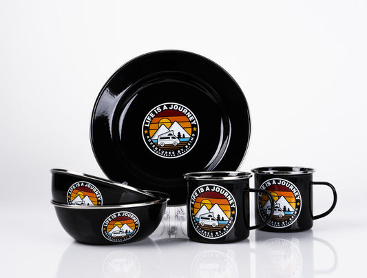 Enamel servies voor 2 personen