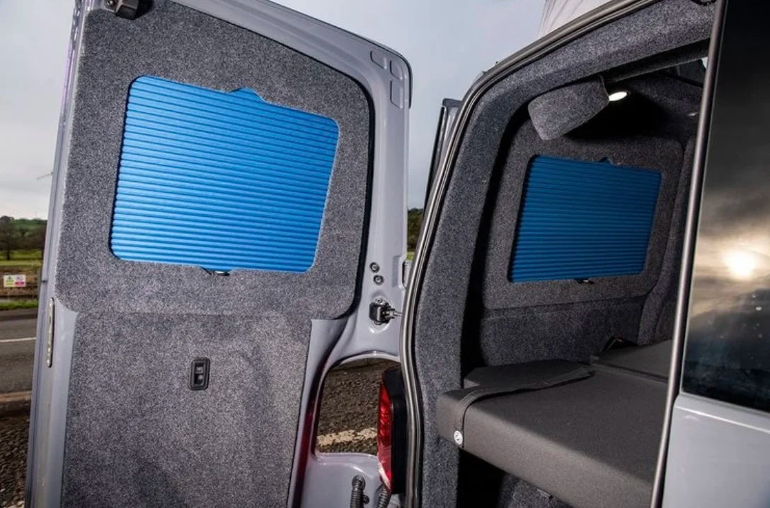 Window Pod® C (+F) | Volkswagen Transporter T5/T5.1/T6/T6.1 | Vanshades® | Achterdeuren