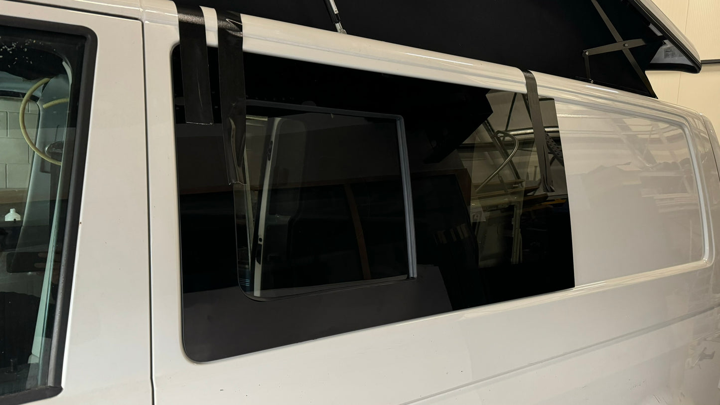 Getint Schuifraam van Veiligheidsglas voor VW T5 / T5GP / T6 / T6.1 v