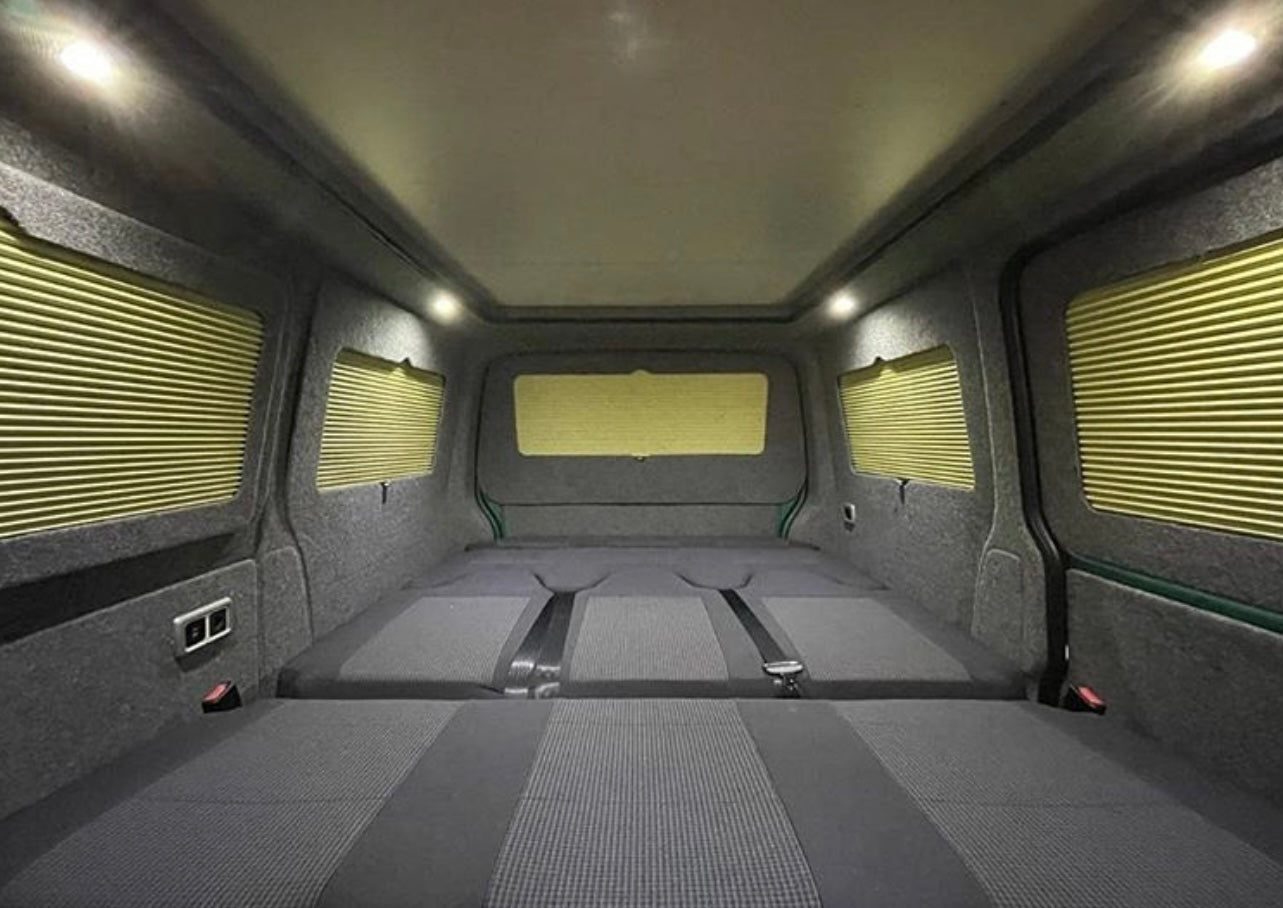 Window Pod® I | Volkswagen Transporter T6/T6.1 | Vanshades® | Achterklep